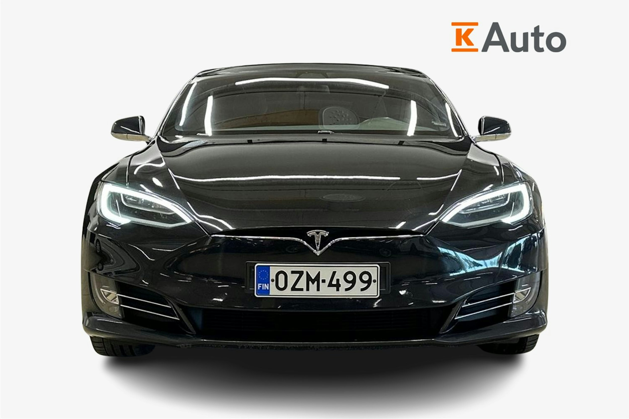 musta Tesla Model S 2017 kuva 5.