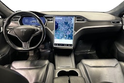 musta Tesla Model S 2017 kuva 9.