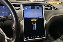 musta Tesla Model S 2017 kuva 21.
