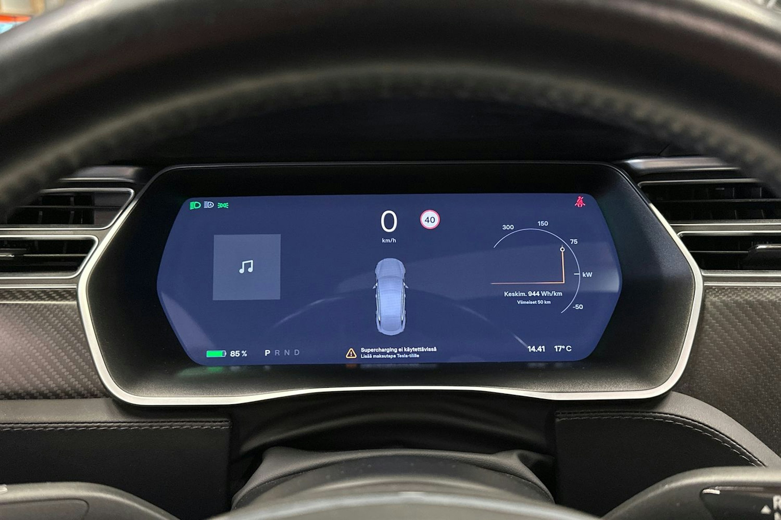 musta Tesla Model S 2017 kuva 25.