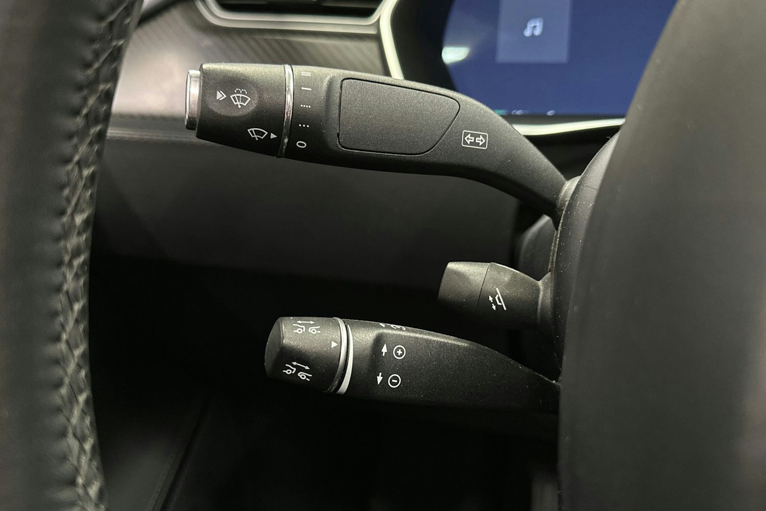 musta Tesla Model S 2017 kuva 26.