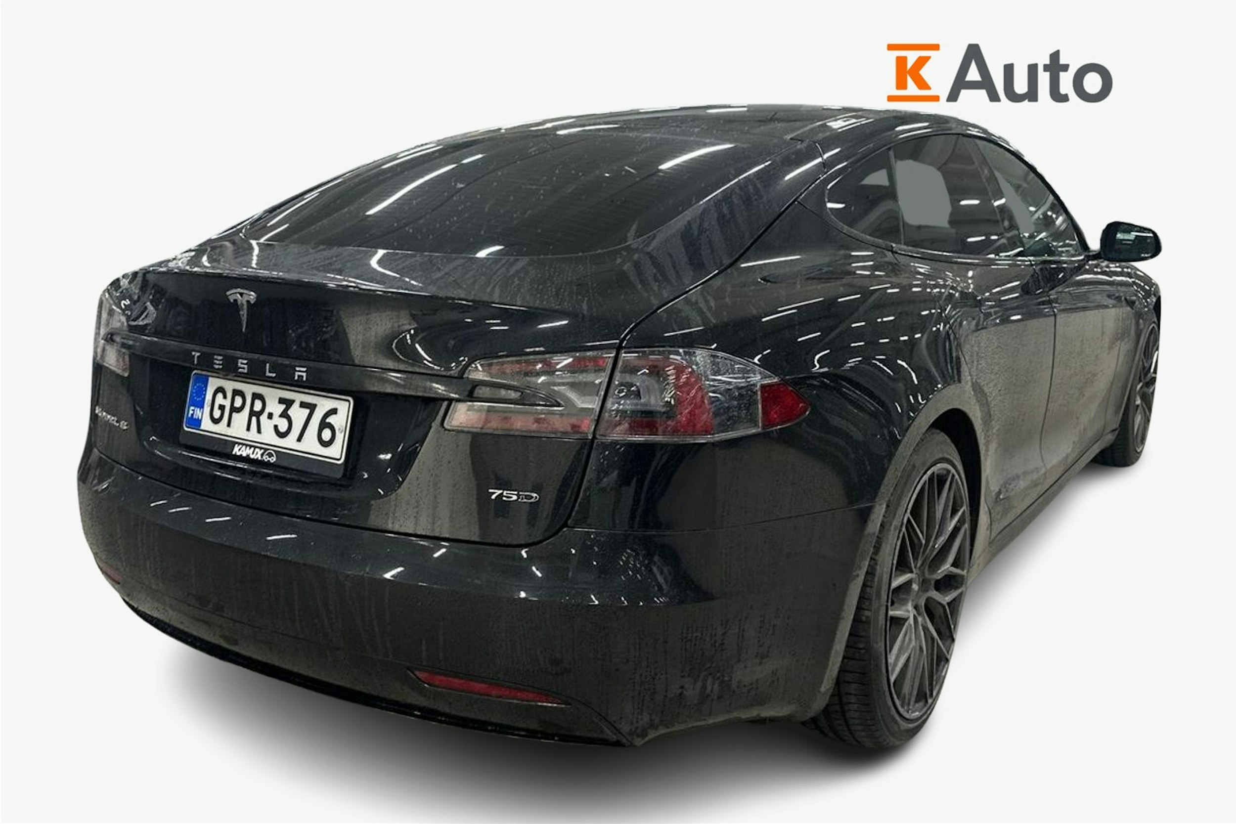 Musta Tesla Model S 2018 kuva 2.