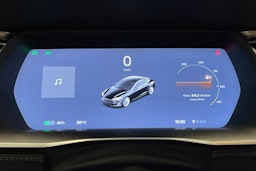 musta Tesla Model S 2018 kuva 16.