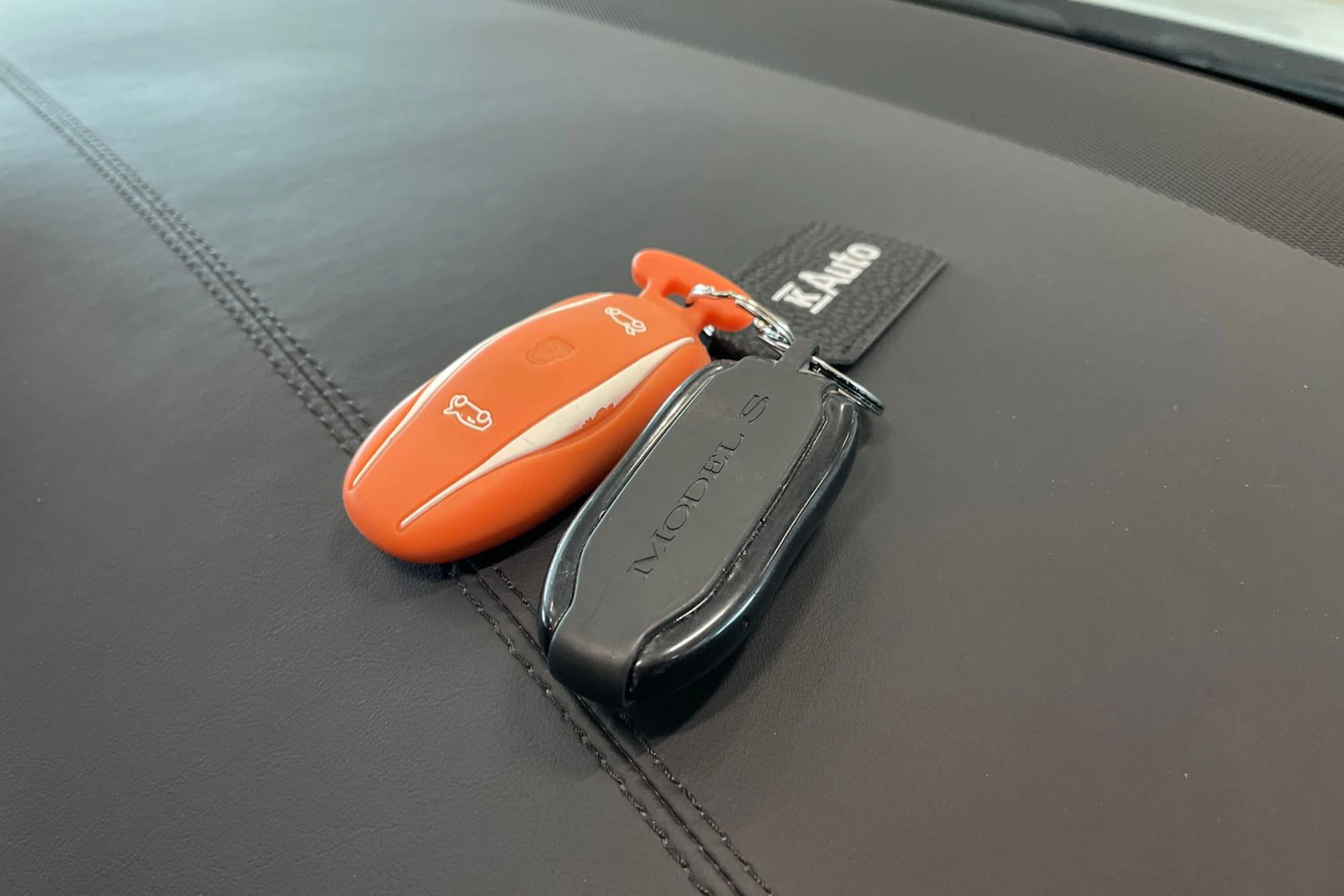 Valkoinen Tesla Model S 2018 kuva 37.