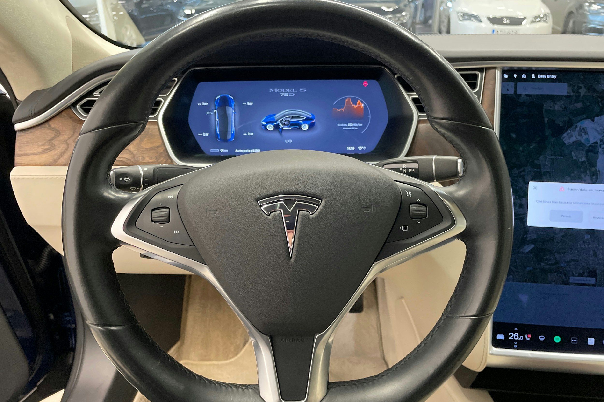 Sininen Tesla Model S 2018 kuva 13.