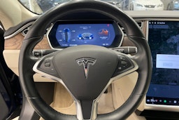 Sininen Tesla Model S 2018 kuva 13.