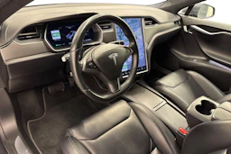 harmaa Tesla Model S 2018 kuva 6.