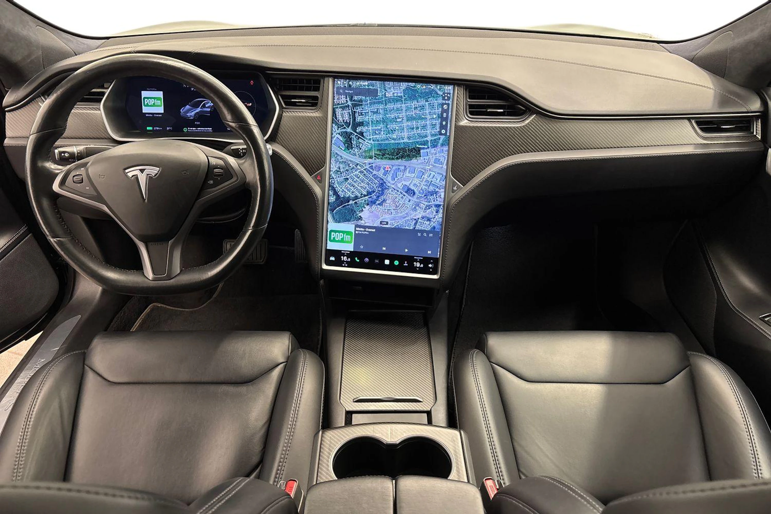 harmaa Tesla Model S 2018 kuva 7.