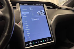 harmaa Tesla Model S 2018 kuva 22.