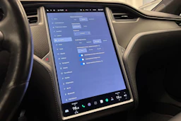 harmaa Tesla Model S 2018 kuva 23.