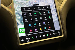 harmaa Tesla Model S 2018 kuva 26.