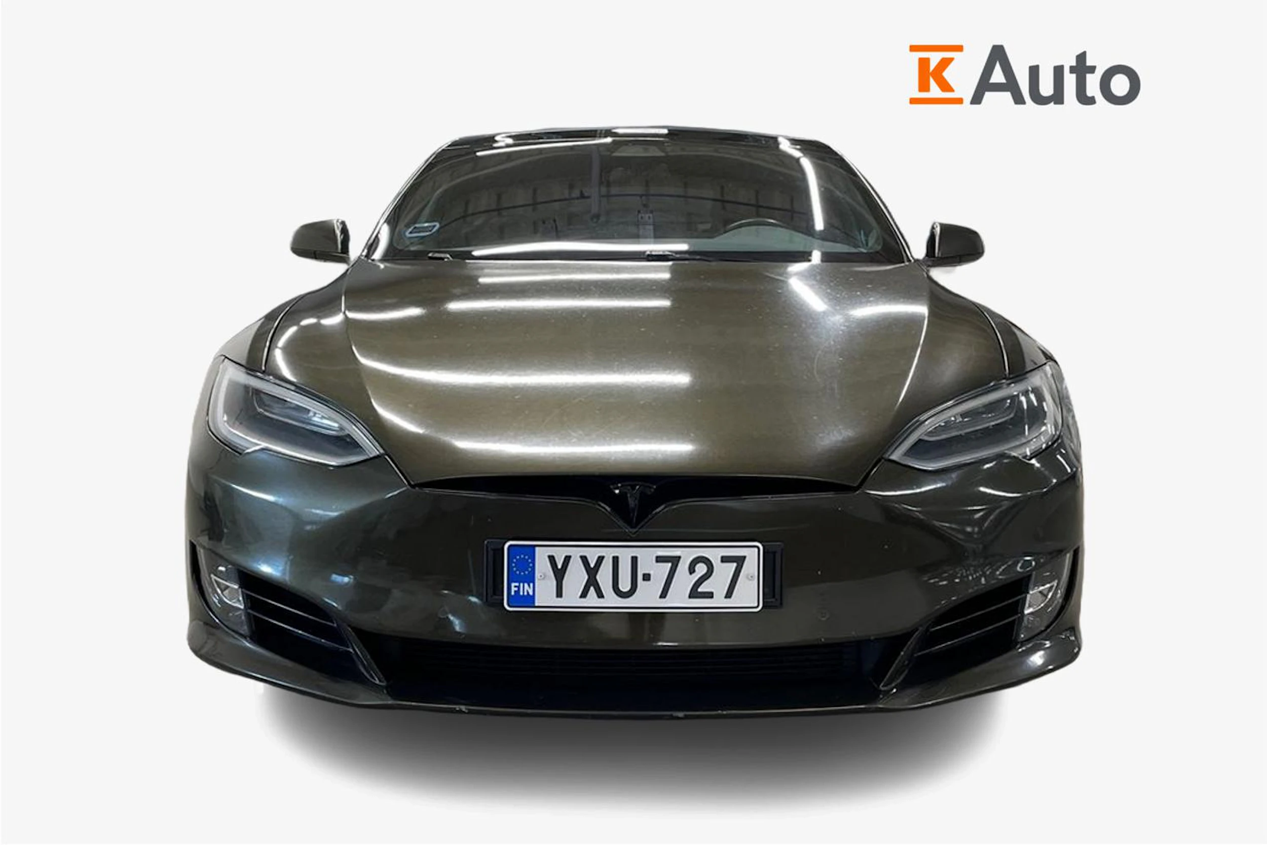 Ruskea (beige) Tesla Model S 2018 kuva 4.