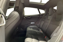 Ruskea (beige) Tesla Model S 2018 kuva 8.
