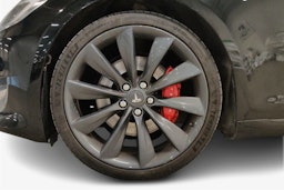 Musta Tesla Model S 2019 kuva 11.