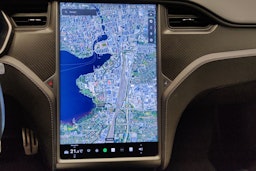 Musta Tesla Model S 2019 kuva 14.