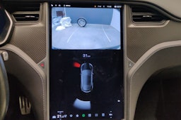 Musta Tesla Model S 2019 kuva 16.