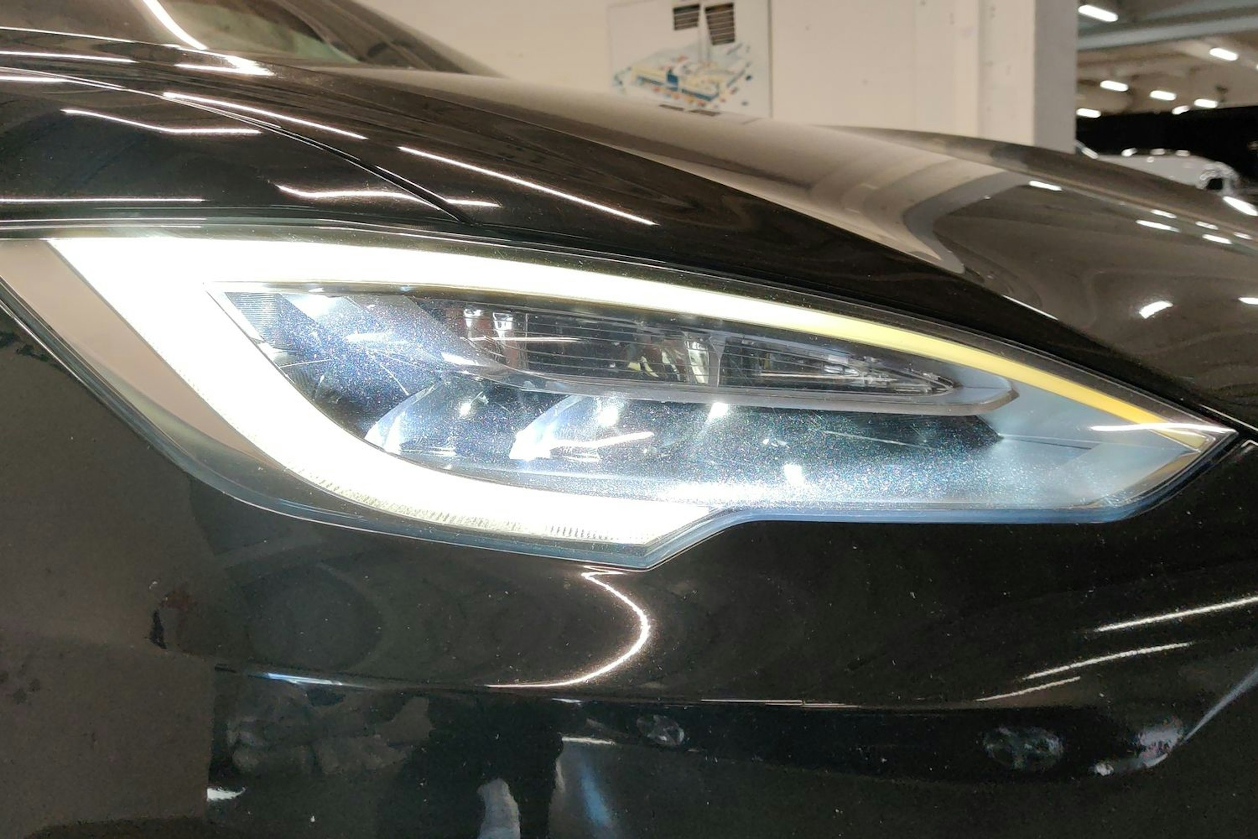 Musta Tesla Model S 2019 kuva 20.