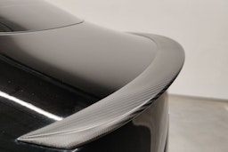 Musta Tesla Model S 2019 kuva 23.