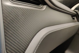 Musta Tesla Model S 2019 kuva 27.