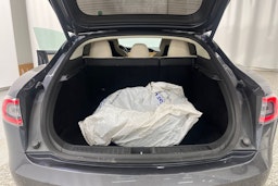 Harmaa Tesla Model S 2019 kuva 27.