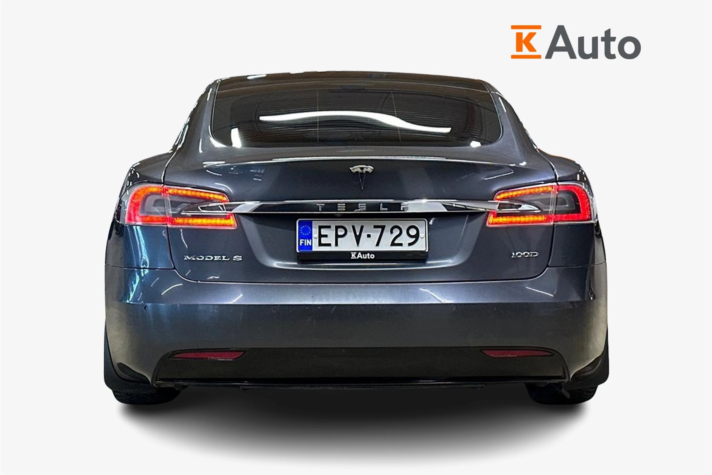 harmaa Tesla Model S 2019 kuva 4.