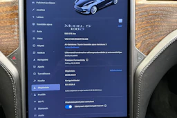 harmaa Tesla Model S 2019 kuva 17.