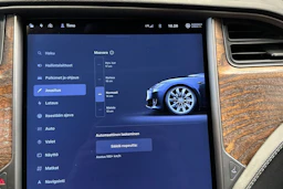 harmaa Tesla Model S 2019 kuva 19.