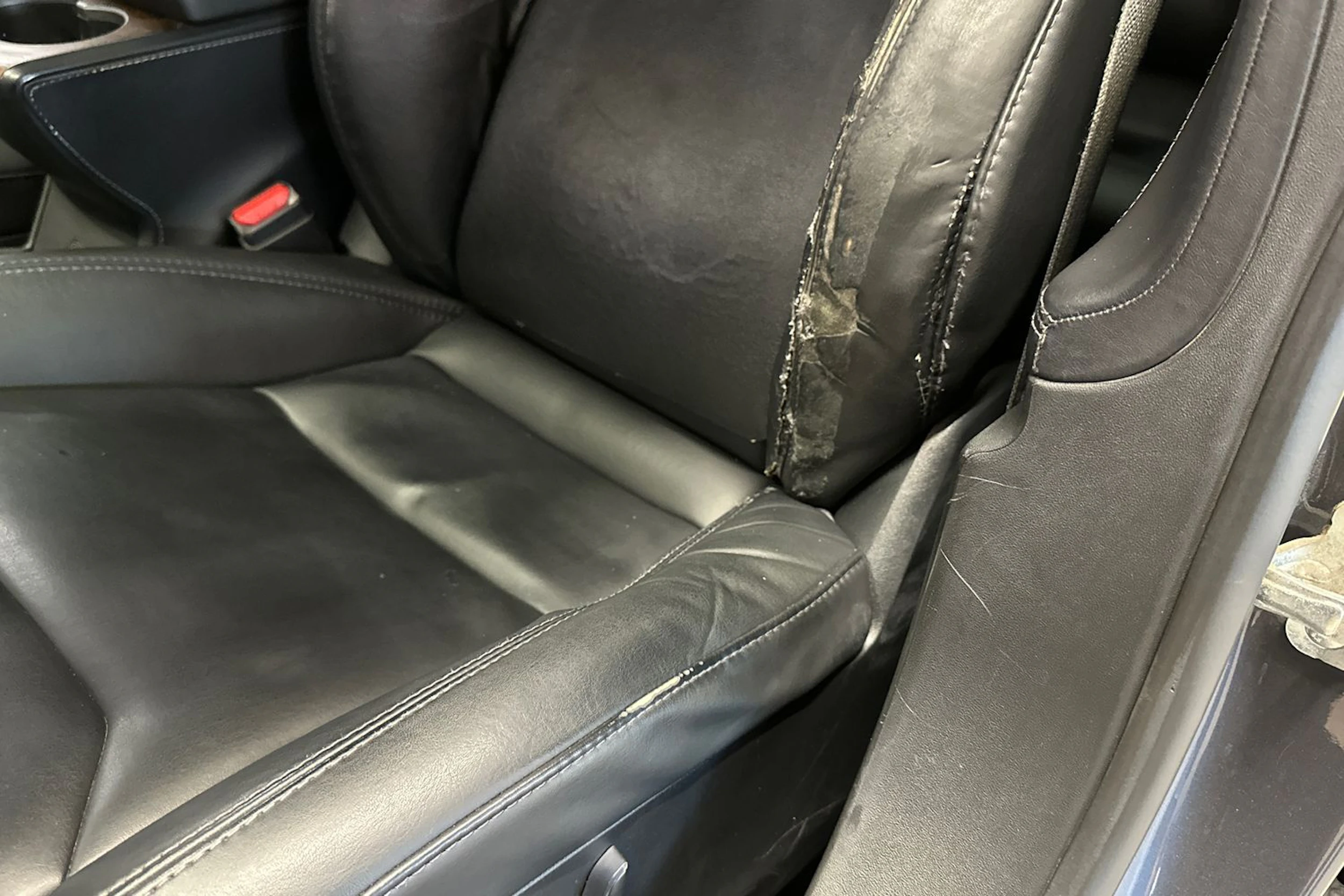 harmaa Tesla Model S 2019 kuva 28.