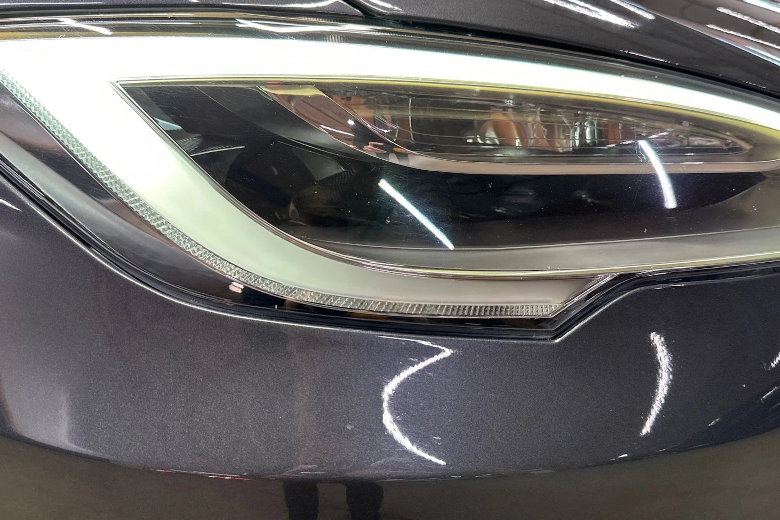 harmaa Tesla Model S 2019 kuva 33.