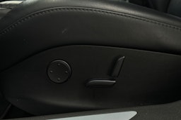 harmaa Tesla Model S 2019 kuva 14.