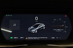 harmaa Tesla Model S 2019 kuva 22.