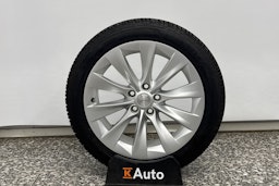 harmaa Tesla Model S 2019 kuva 42.