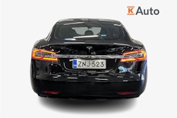 Musta Tesla Model S 2020 kuva 3.