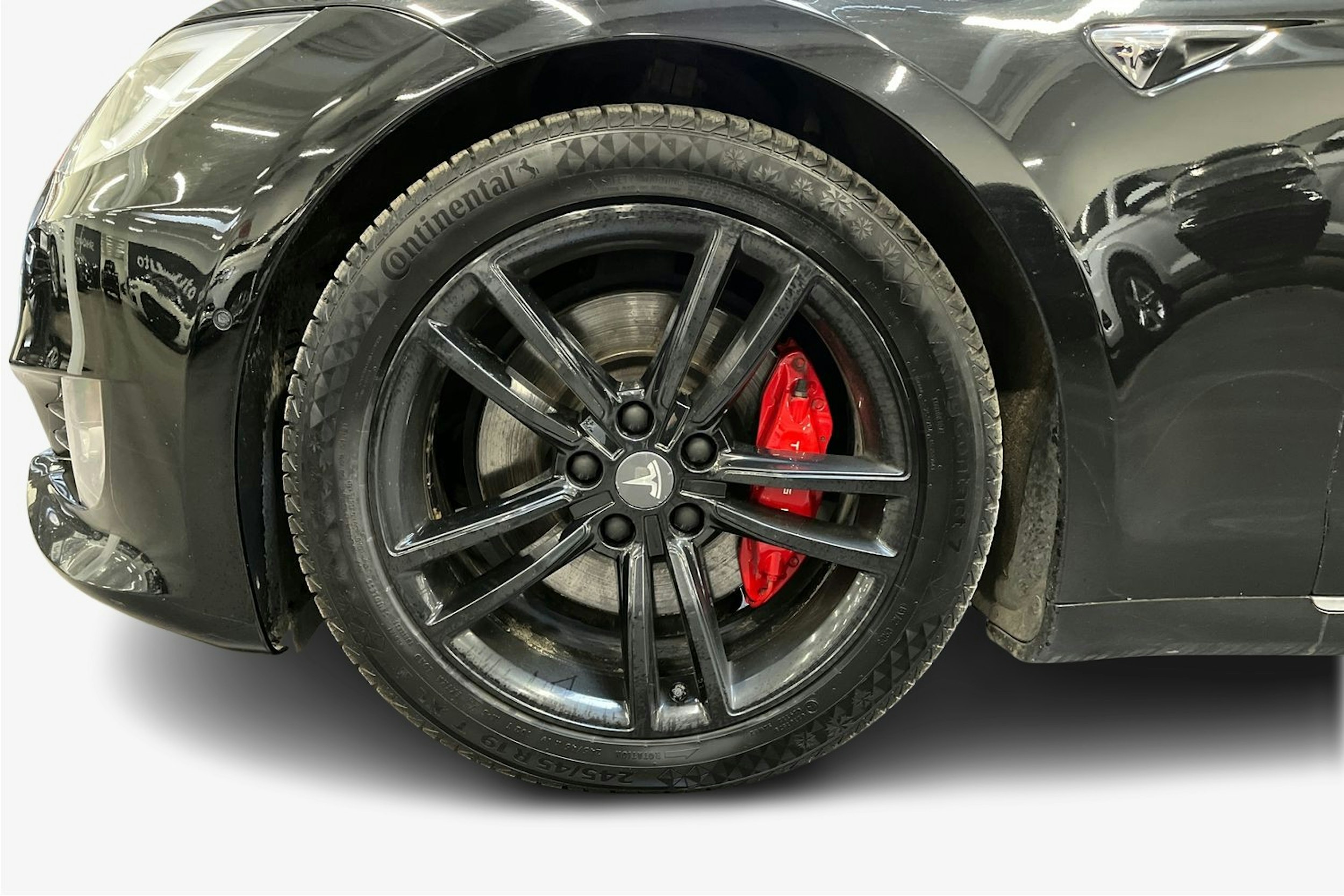Musta Tesla Model S 2020 kuva 9.