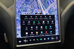 Musta Tesla Model S 2020 kuva 15.