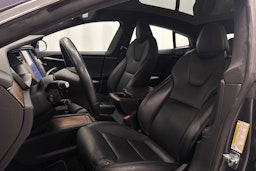 musta Tesla Model S 2021 kuva 9.