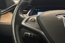 musta Tesla Model S 2021 kuva 12.