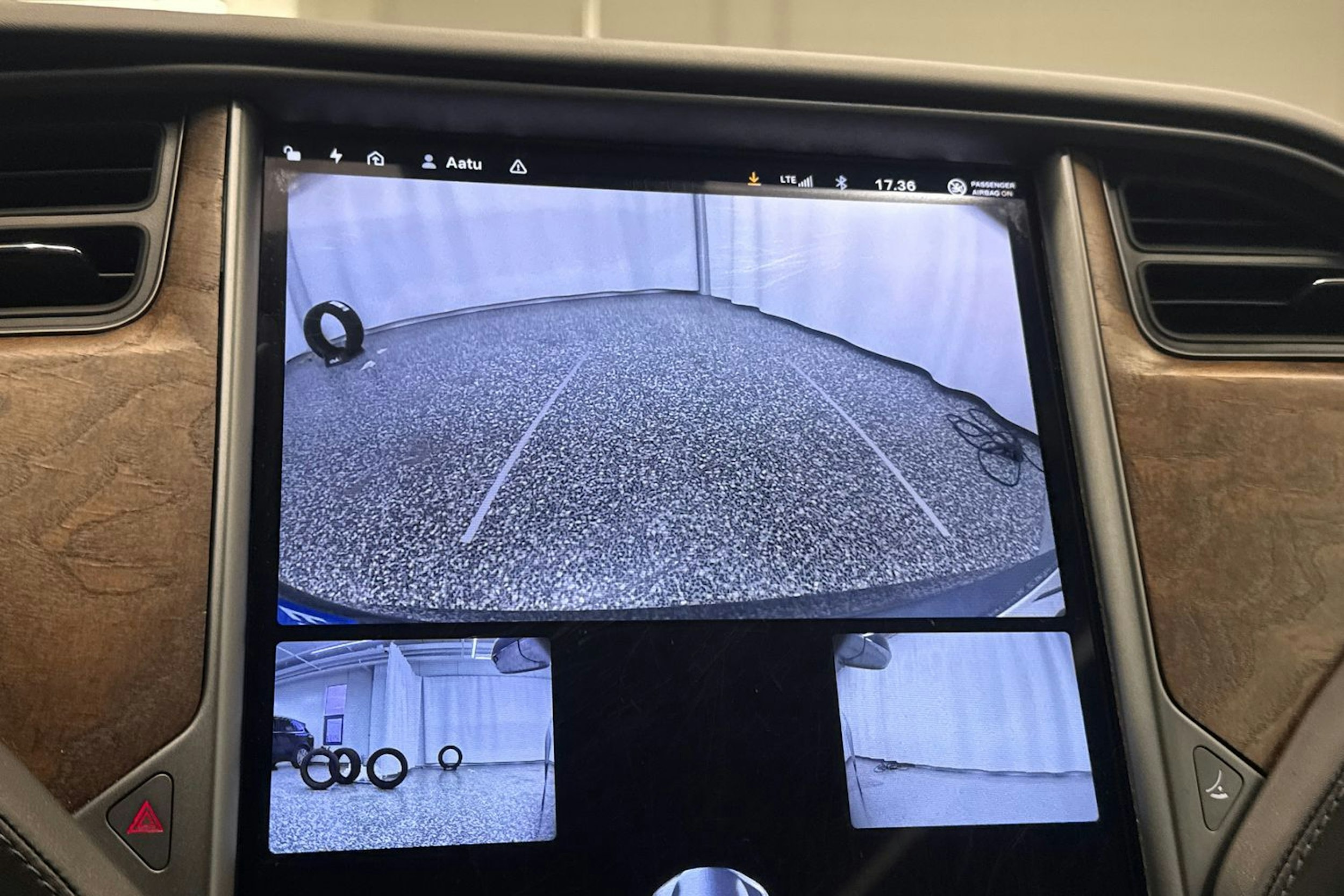 musta Tesla Model S 2021 kuva 26.