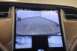 musta Tesla Model S 2021 kuva 26.