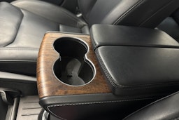 musta Tesla Model S 2021 kuva 30.