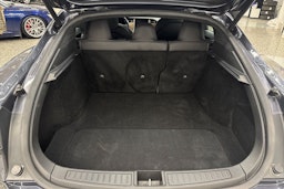 musta Tesla Model S 2021 kuva 31.