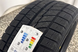 musta Tesla Model S 2021 kuva 34.