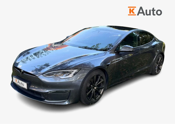 Tesla Model S Long Range | ENNAKKOMYYNNISSÄ |