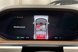 Valkoinen Tesla Model S 2023 kuva 12.