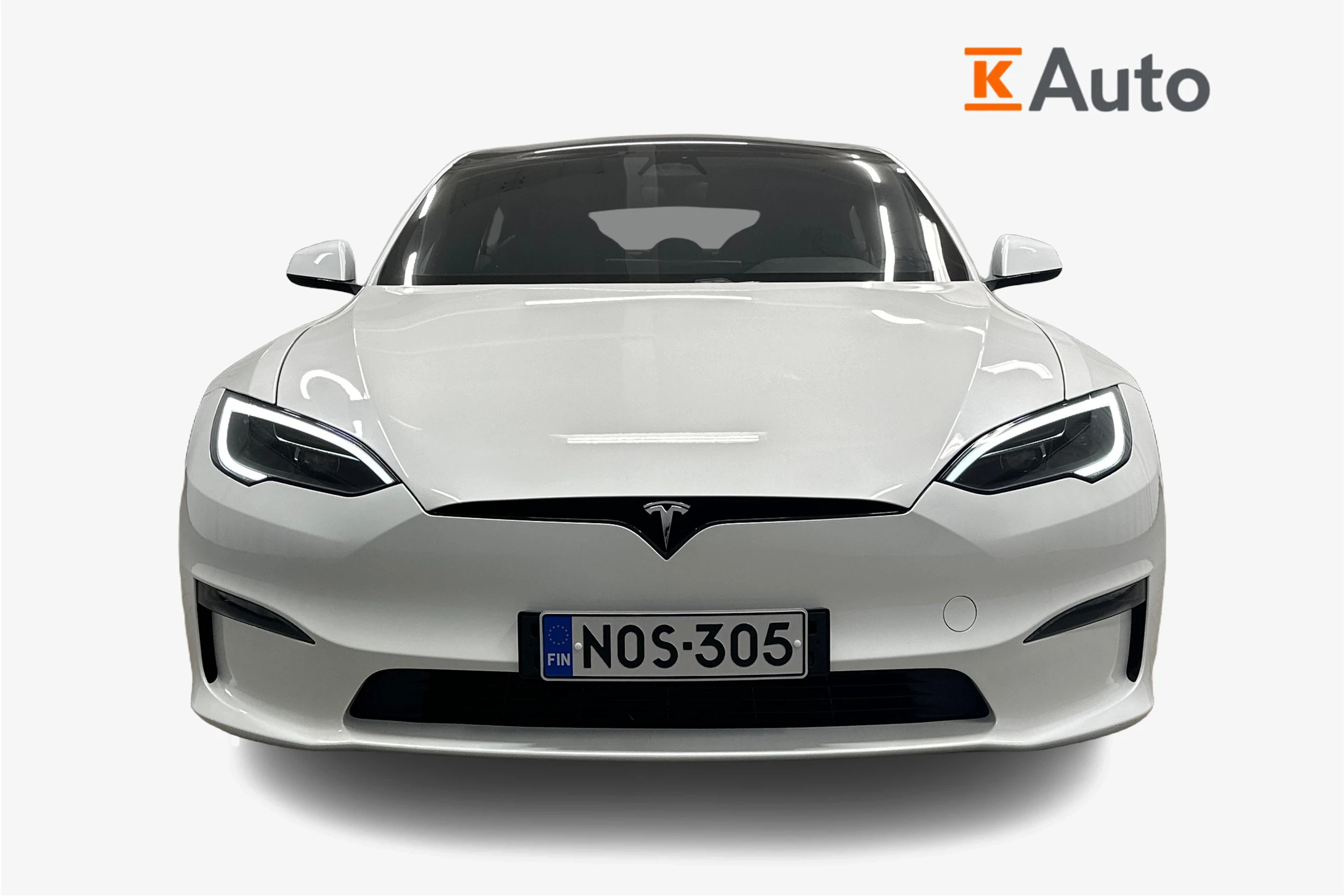 valkoinen Tesla Model S 2023 kuva 4.