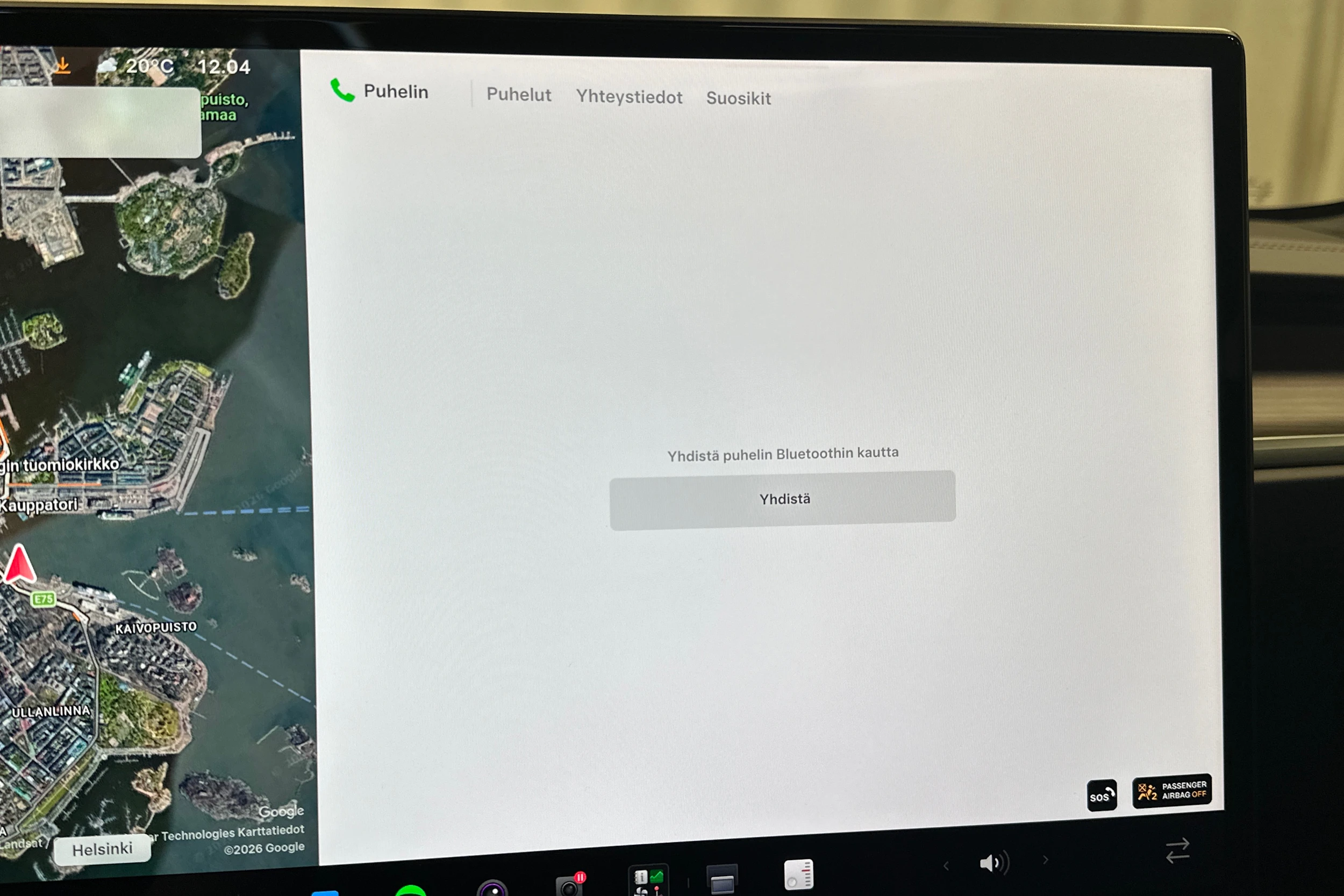 valkoinen Tesla Model S 2023 kuva 17.