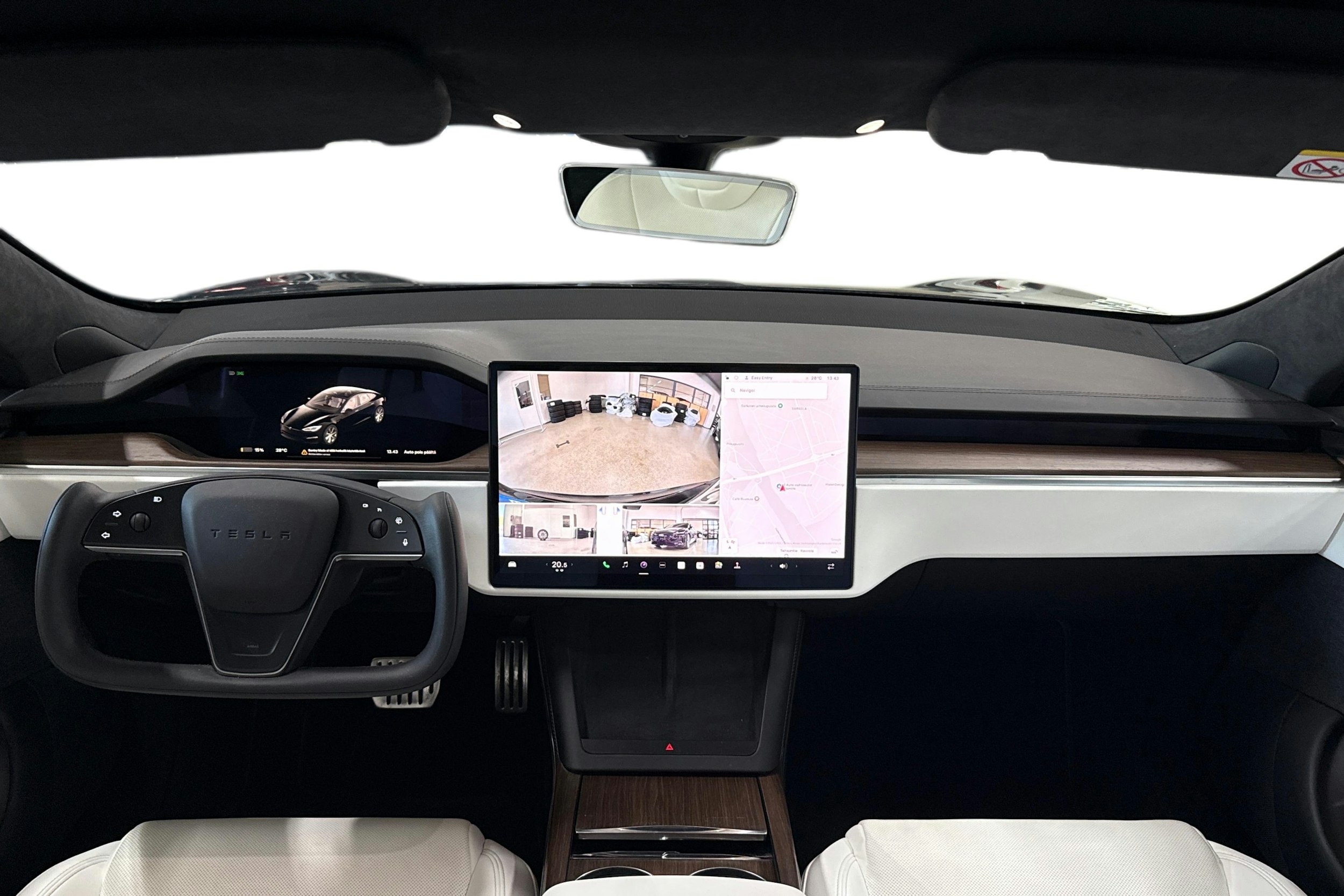 met. musta Tesla Model S 2023 kuva 8.