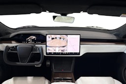 met. musta Tesla Model S 2023 kuva 8.