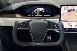met. musta Tesla Model S 2023 kuva 9.