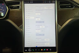 musta Tesla Model X 2017 kuva 27.